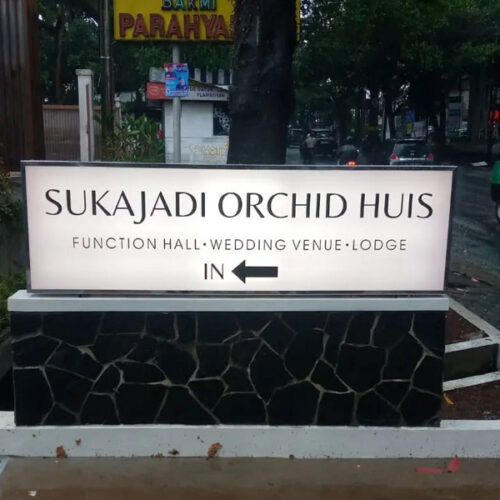 jasa-pembuatan-neon-box-bandung